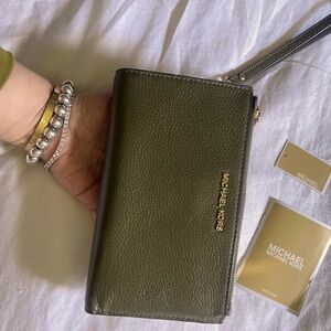 New Michael Kors wallet